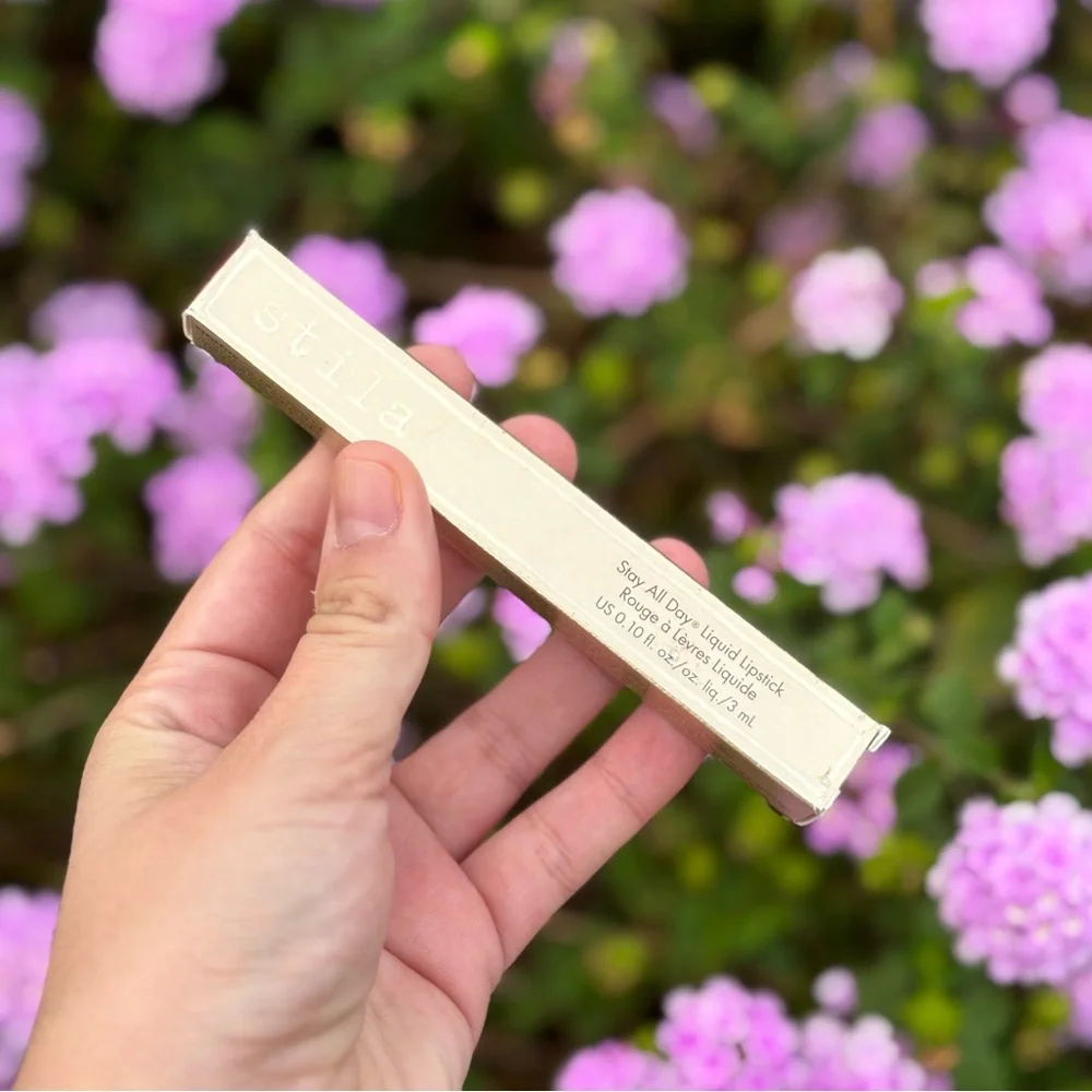 BNIB Stila Liquid Lipstick • Sirena